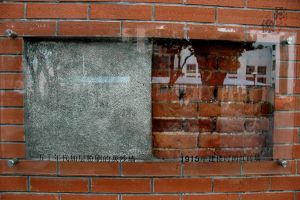 大楼墙面标志牌（小飞刀摄于2012年2月）