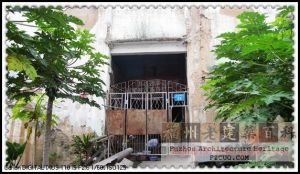 修复前的高爷庙大门（拍摄：穆睦/2010）